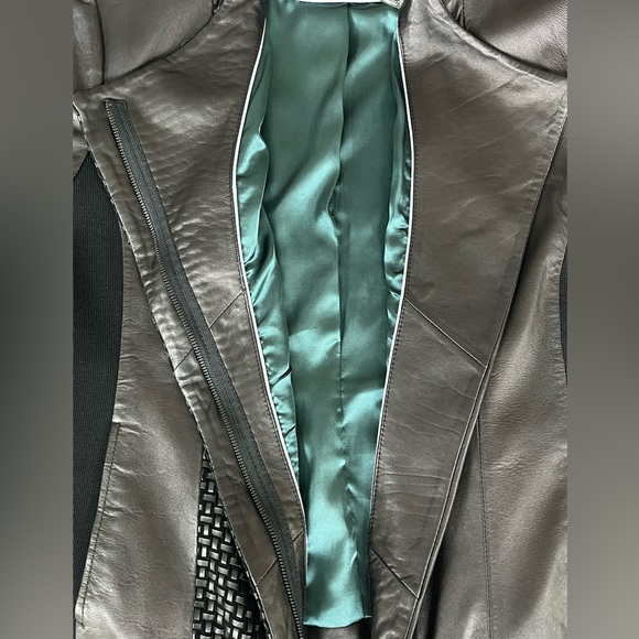 Elie Tahari Weave Pattern Leather Jacked - Picture 4 of 8